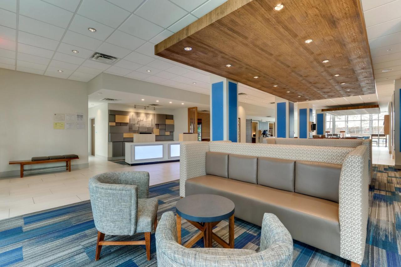Holiday Inn Express & Suites - Dawsonville By Ihg Exterior photo